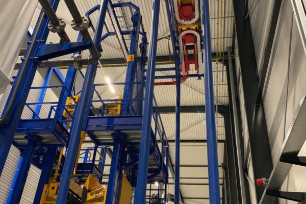 transportlijn en borstelmachine